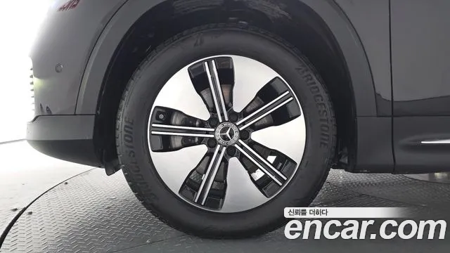 Mercedes-Benz EQB X243 — Фото автомобиля 5