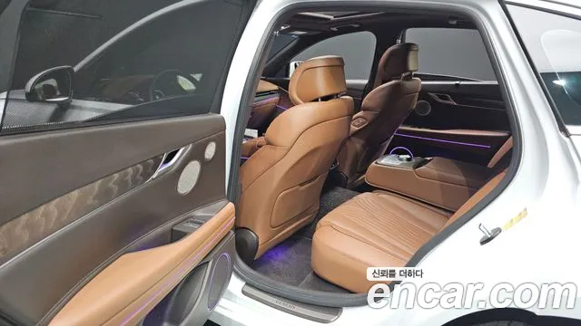 Genesis G80 Бензин 3.5 турбо AWD — Фото автомобиля 11