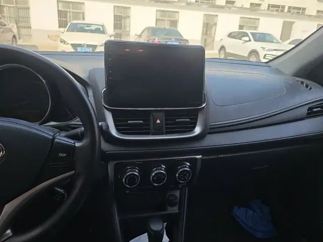 Toyota YARiS L Zhi Xuan — Фото автомобиля 12