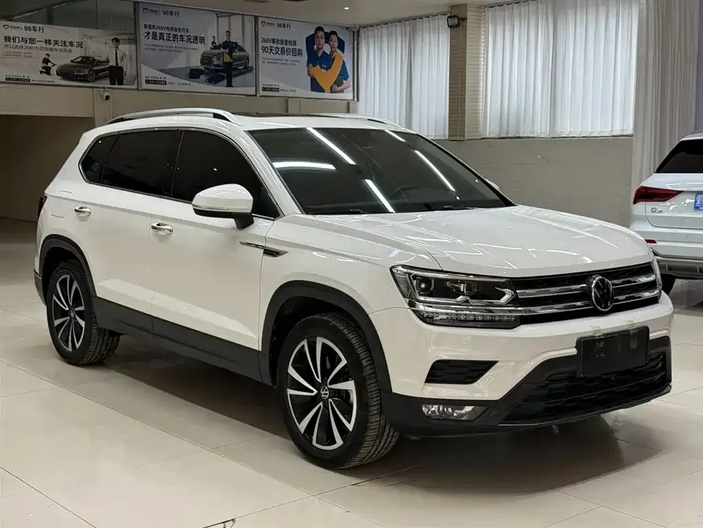 Volkswagen Tharu 2022 280TSI FWD Luxury Edition — Фото автомобиля 3