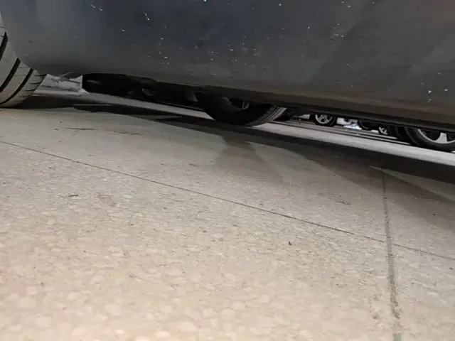 Tesla Model Y — Фото автомобиля 16