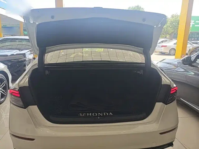 Honda Accord — Фото автомобиля 18
