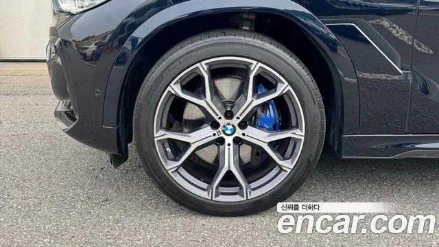 BMW X6 xDrive40i M Sport — Фото автомобиля 5