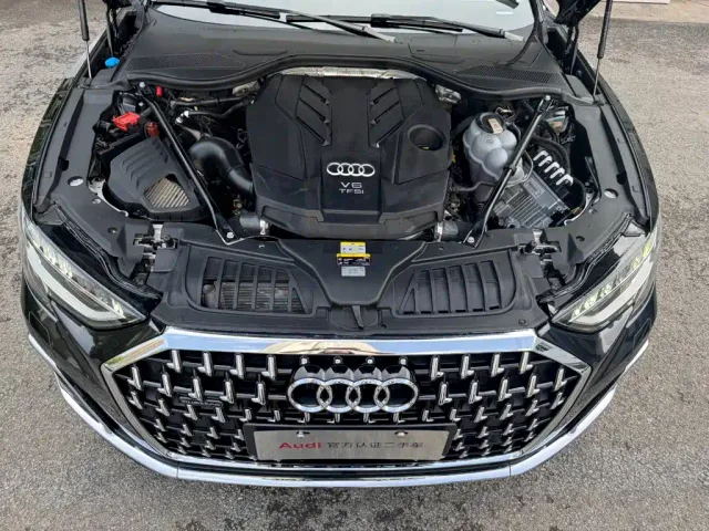 Audi A8 — Фото автомобиля 10