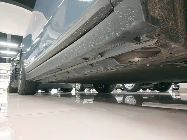 Leapmotor B10 — Фото автомобиля 20
