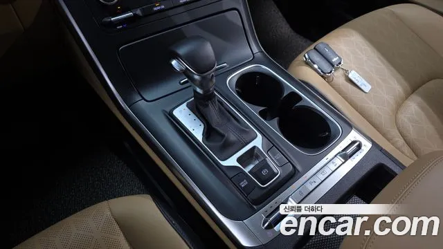Kia Canival Carnival 4 поколение Дизель 11 мест Prestige — Фото автомобиля 8