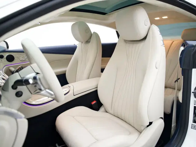Mercedes-Benz E-Class — Фото автомобиля 6