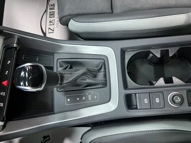 Audi Q3 — Фото автомобиля 14