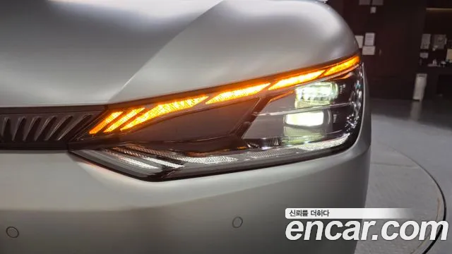 Kia EV6 — Фото автомобиля 21