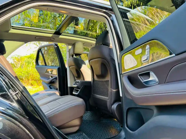 Mercedes-Benz GLE-Class — Фото автомобиля 10