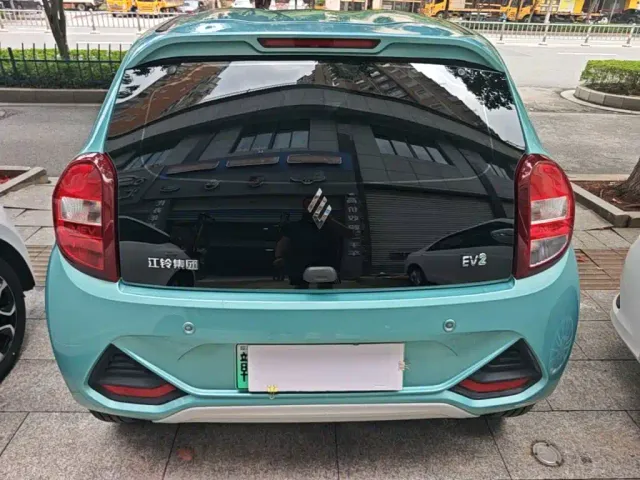JMEV Xiaoqilin — Фото автомобиля 5