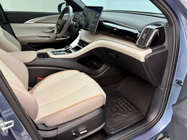 BYD Song Pro — Фото автомобиля 18