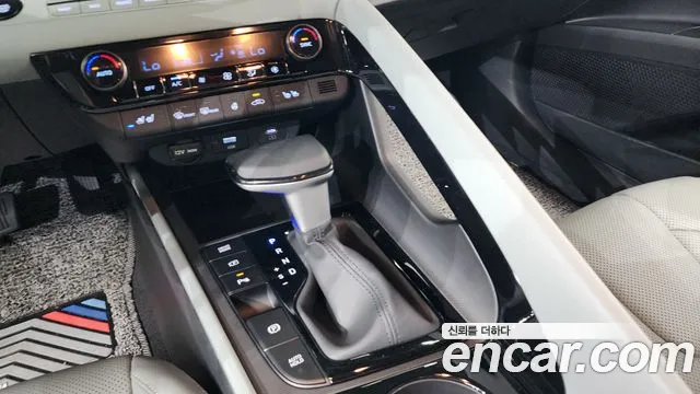 Hyundai AVANTE Новый Avante (CN7) — Фото автомобиля 8