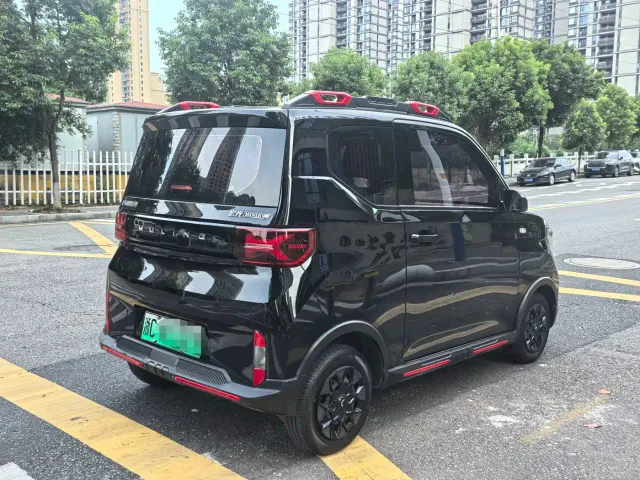 Wuling Hongguang Mini EV — Фото автомобиля 4