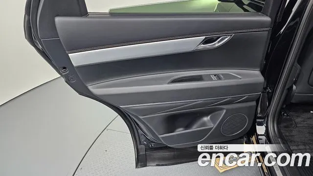 Genesis GV80 2.5T Бензин 2WD — Фото автомобиля 24
