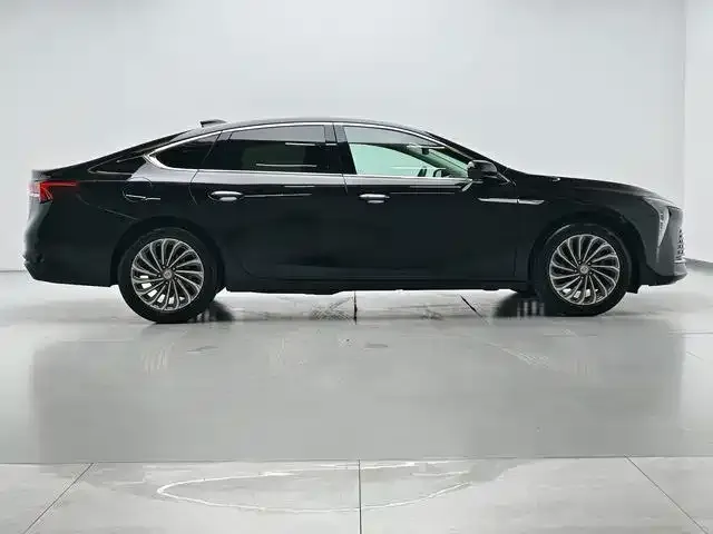 Buick LaCrosse — Фото автомобиля 12