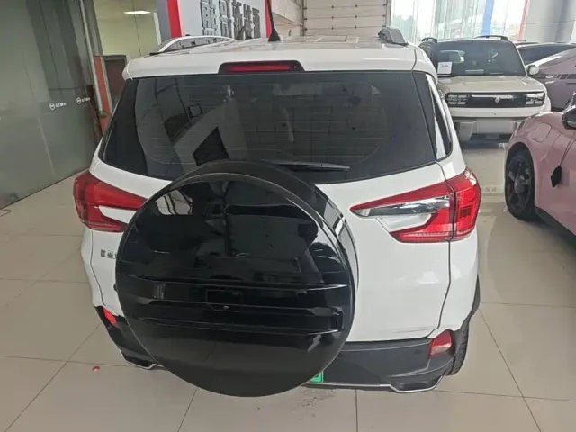 BYD Yuan Pro — Фото автомобиля 5