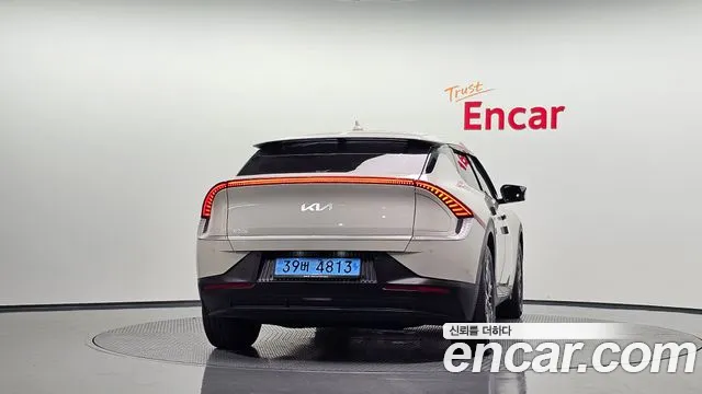 Kia EV6 — Фото автомобиля 4