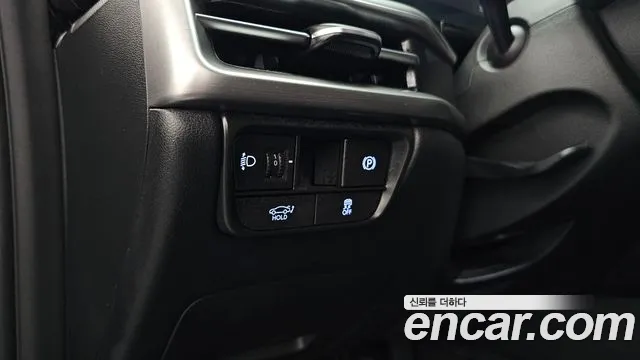 Hyundai Grandeur Grandeur (GN7) 2.5 Бензин 2WD — Фото автомобиля 25