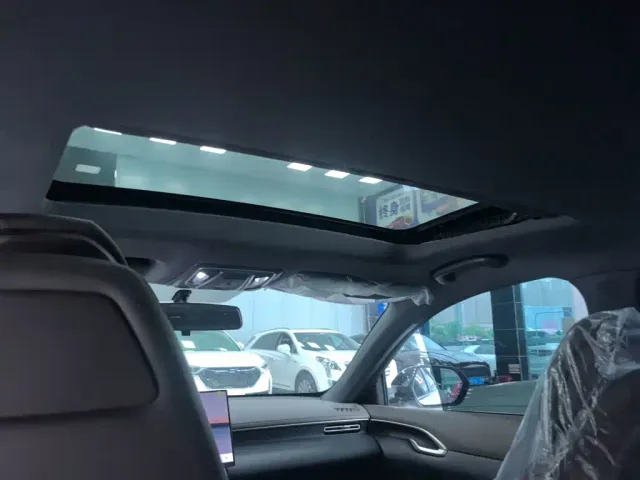 Changan Eado — Фото автомобиля 12