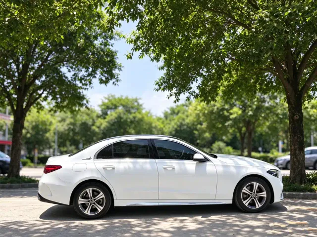 Mercedes-Benz C-Class — Фото автомобиля 6