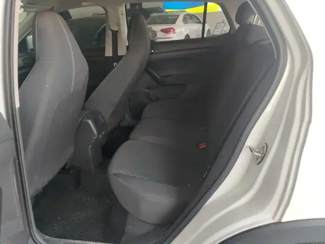 Volkswagen T-Cross — Фото автомобиля 11