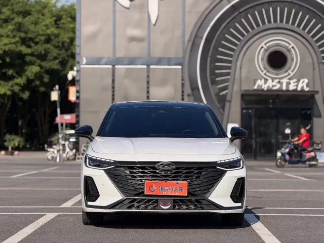 Chery Arrizo 8 — Фото автомобиля 2