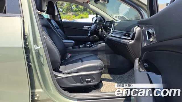 Kia Sportage Sportage 5-е поколение Бензин 1.6 турбо 2WD — Фото автомобиля 11