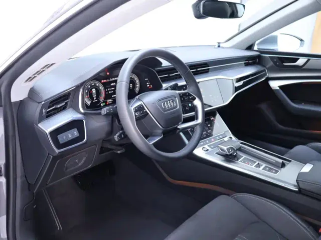 Audi A7L — Фото автомобиля 11