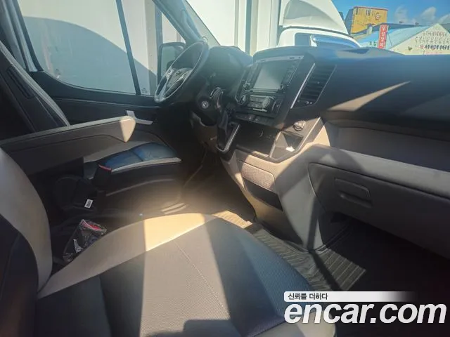 Hyundai Solati — Фото автомобиля 8