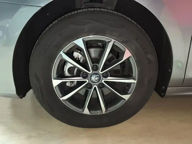 BYD Qin PLUS — Фото автомобиля 22