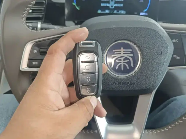 BYD Qin PLUS — Фото автомобиля 8