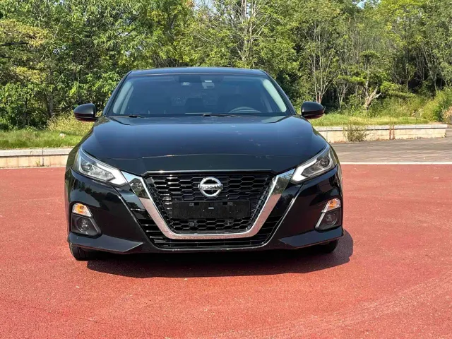 Nissan Teana — Фото автомобиля 2