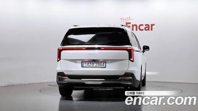 Kia Carnival 4th Gen — Фото автомобиля 4