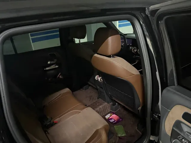 Mercedes-Benz GLB AMG — Фото автомобиля 9