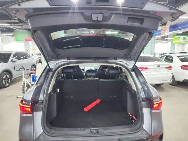 BYD Yuan PLUS — Фото автомобиля 18