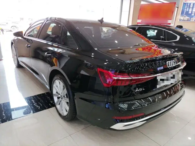 Audi A6L — Фото автомобиля 22