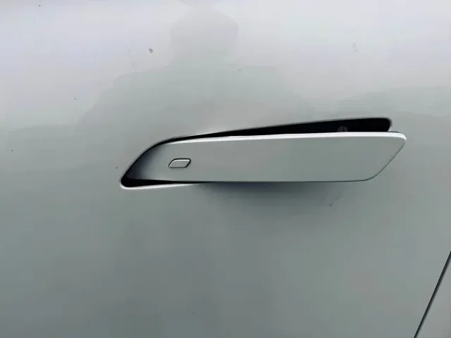 Roewe RX5 — Фото автомобиля 7