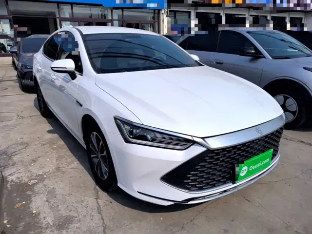 BYD Qin PLUS — Фото автомобиля 3