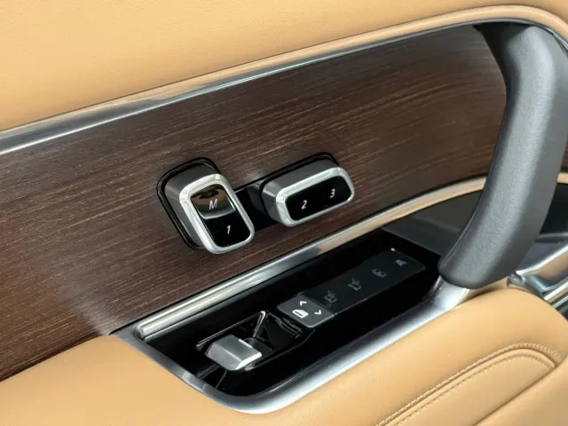 Land Rover Range Rover — Фото автомобиля 19