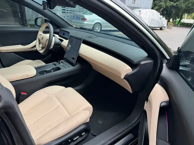 Nio ET5 Touring — Фото автомобиля 10