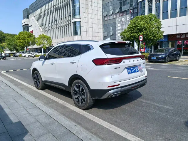 Haval H6 — Фото автомобиля 9