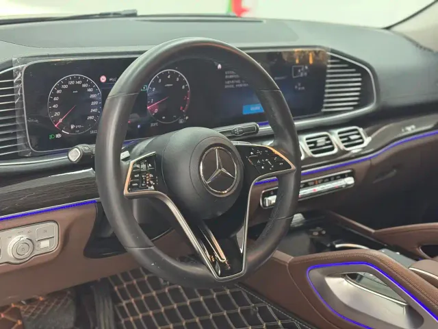 Mercedes-Benz GLE-Class — Фото автомобиля 7