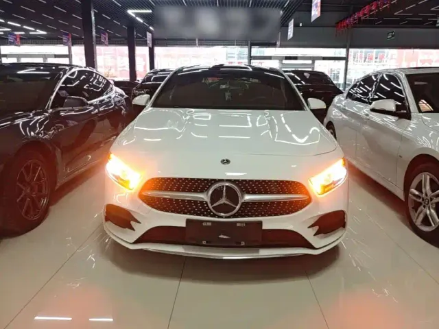 Mercedes-Benz A-Class — Фото автомобиля 2