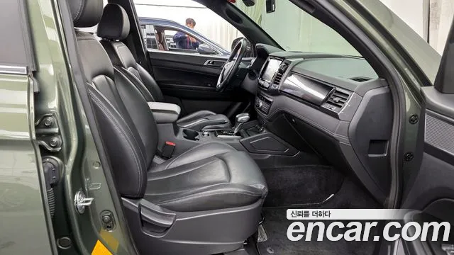 KG_Mobility_Ssangyong Rexton Новый Rexton Sport Khan Дизель 2.2 4WD — Фото автомобиля 11