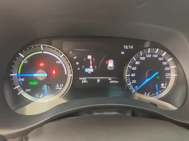 Toyota Highlander — Фото автомобиля 11