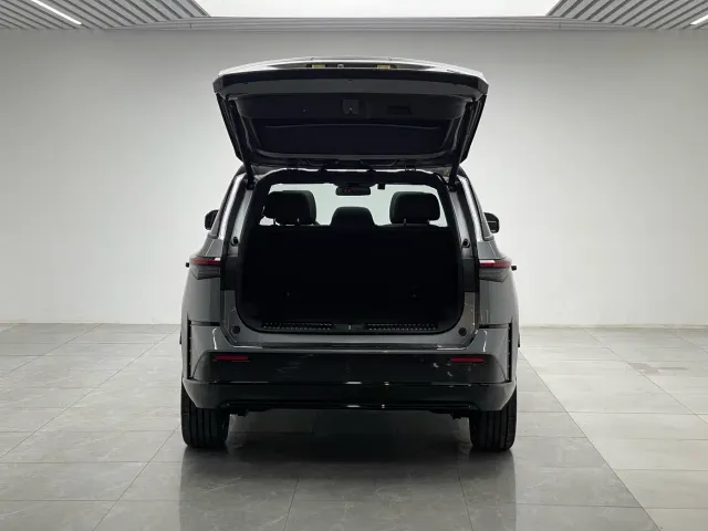 Toyota BoZhi 3X — Фото автомобиля 10