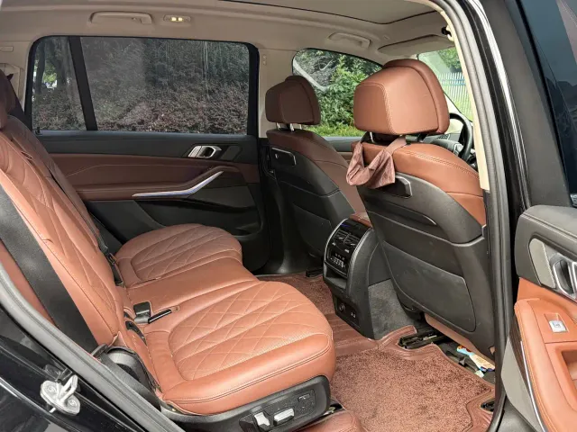 BMW X7 — Фото автомобиля 12