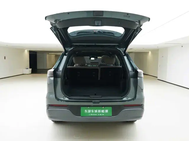 Chery Fengyun T8 — Фото автомобиля 6