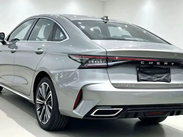 Chery Arrizo 8 — Фото автомобиля 7